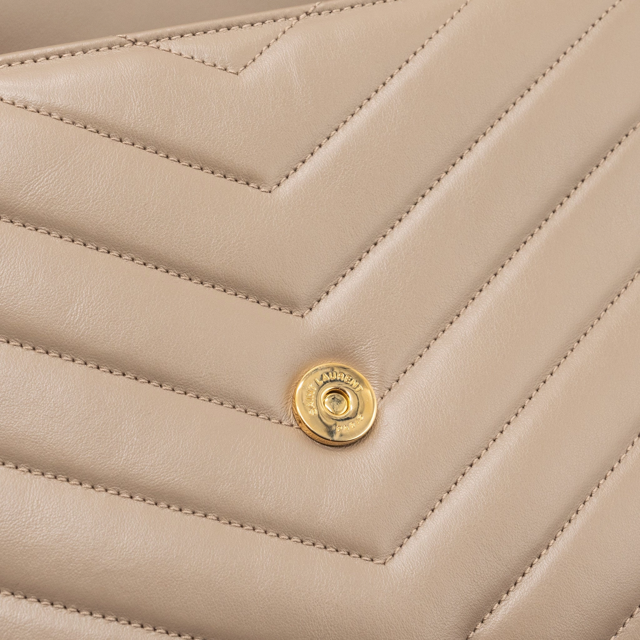 Saint Laurent Medium Loulou Shoulder Bag Beige GHW