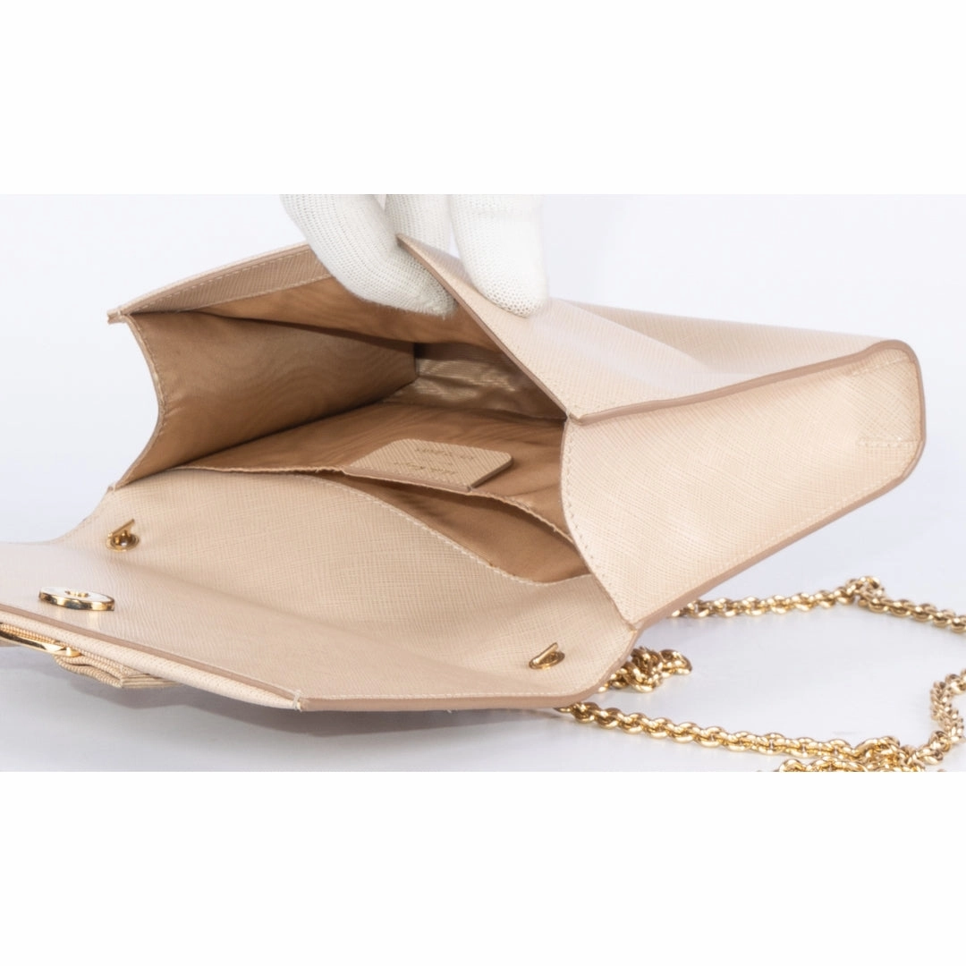 Salvatore Ferragamo Beige Leather Vara Bow Crossbody Bag