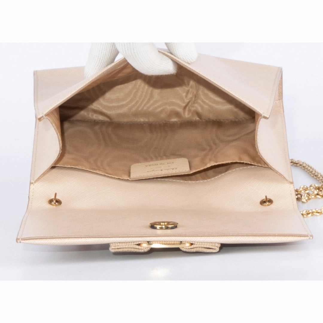 Salvatore Ferragamo Beige Leather Vara Bow Crossbody Bag