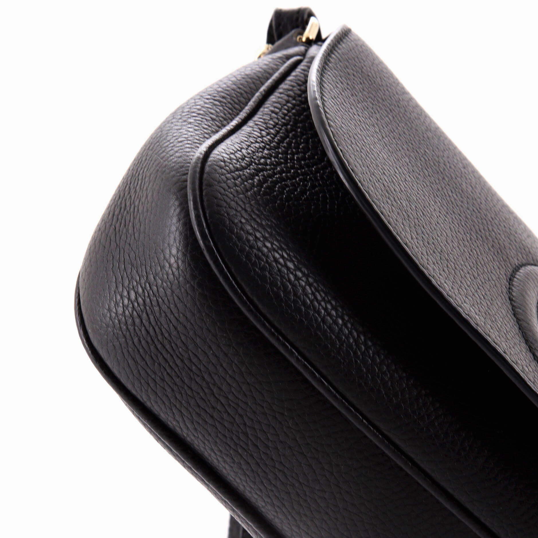 Soho Chain Crossbody Bag Leather Medium