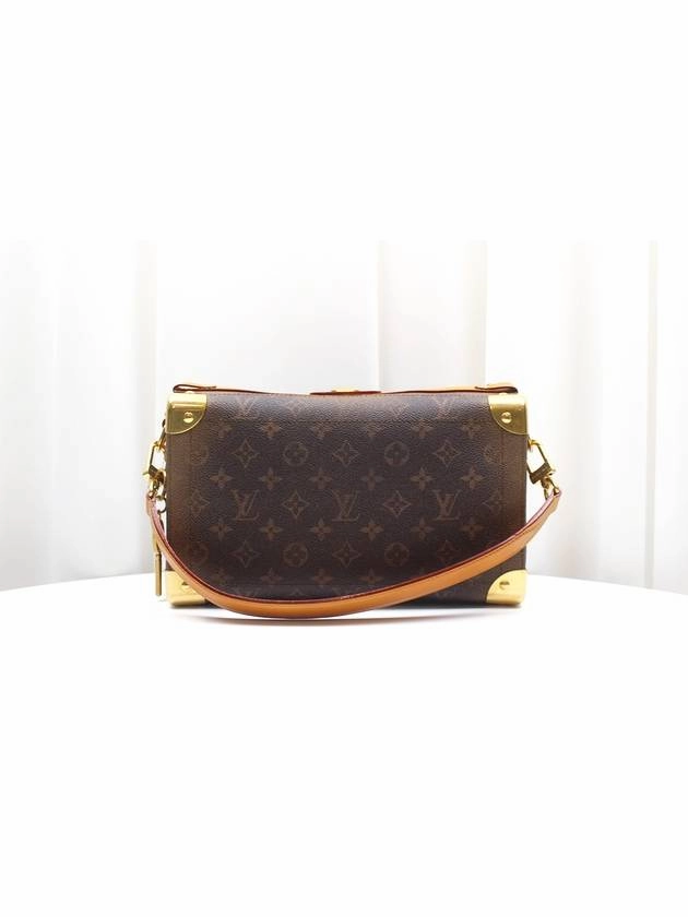 Soul Trunk East West Shoulder Cross Bag M11536