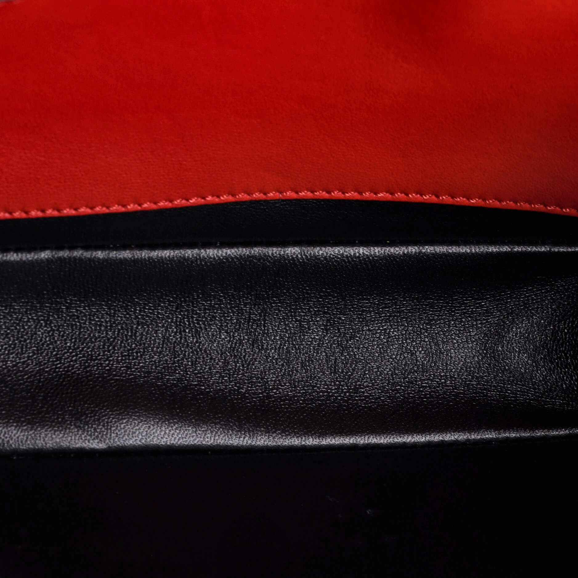 Supervee Crossbody Bag Leather Medium