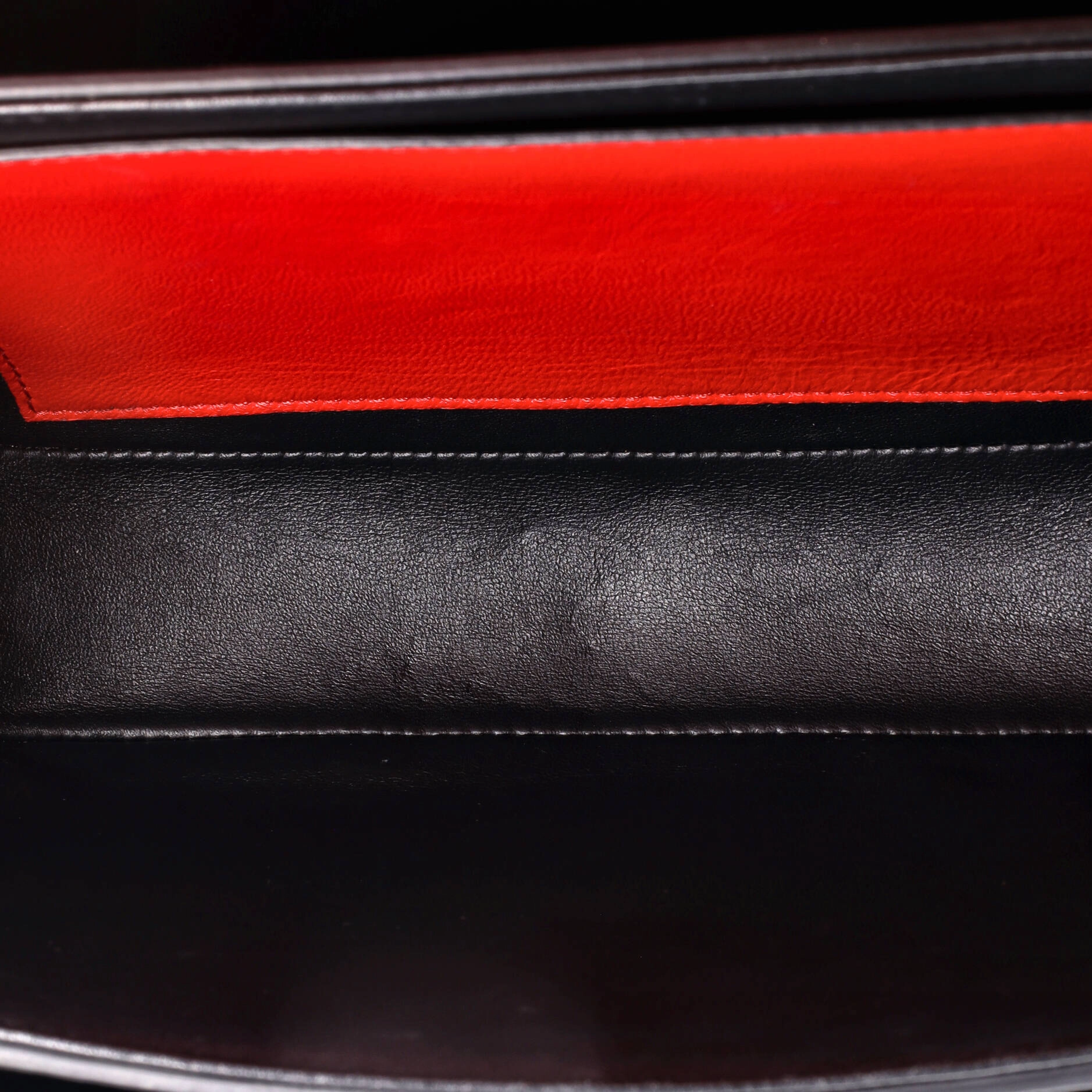 Supervee Crossbody Bag Leather Medium