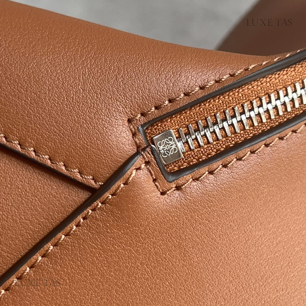 Tan Puzzle Bag In Classic Calfskin Leather Crossbody Bag for Women