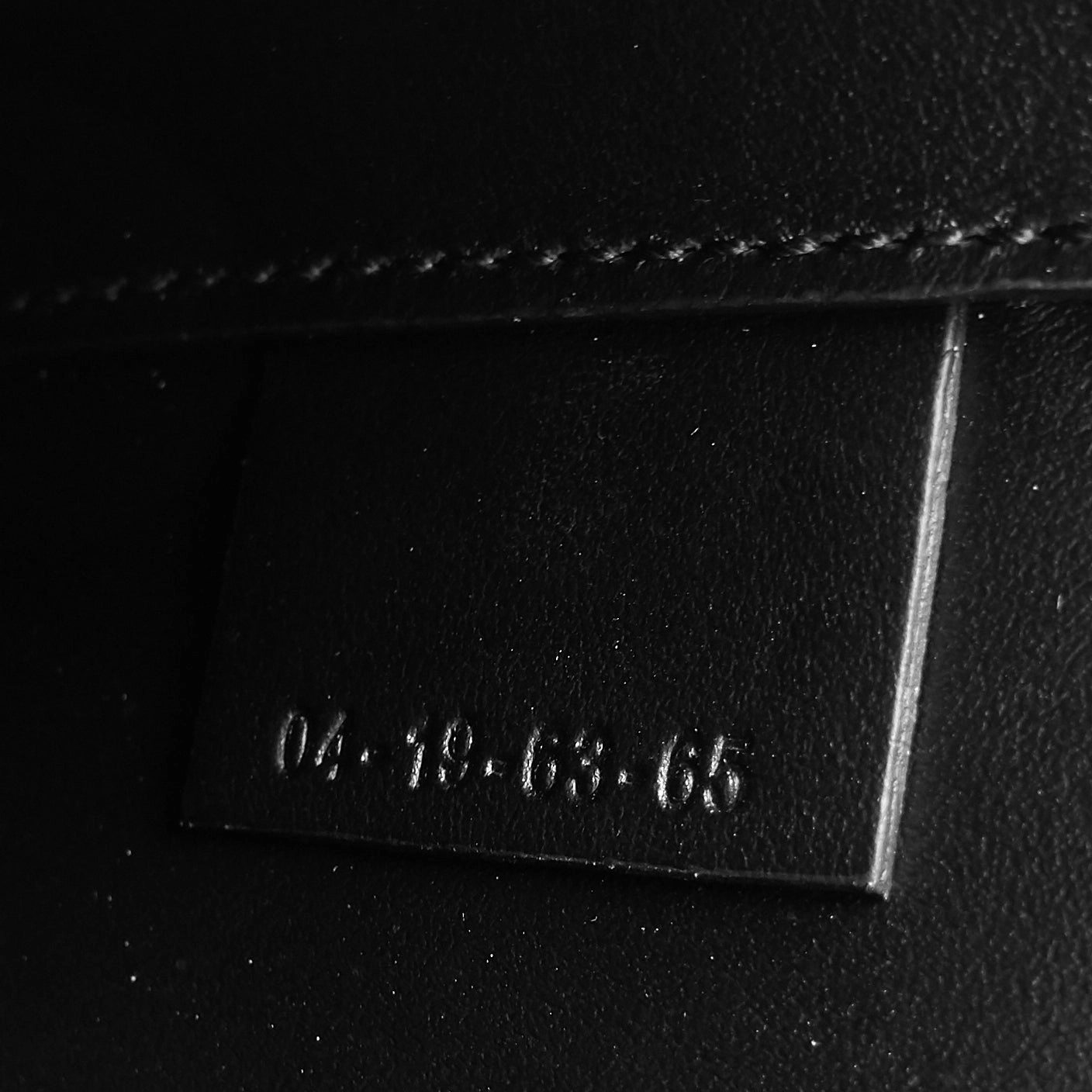 Tess Large Grained Calfskin Bag