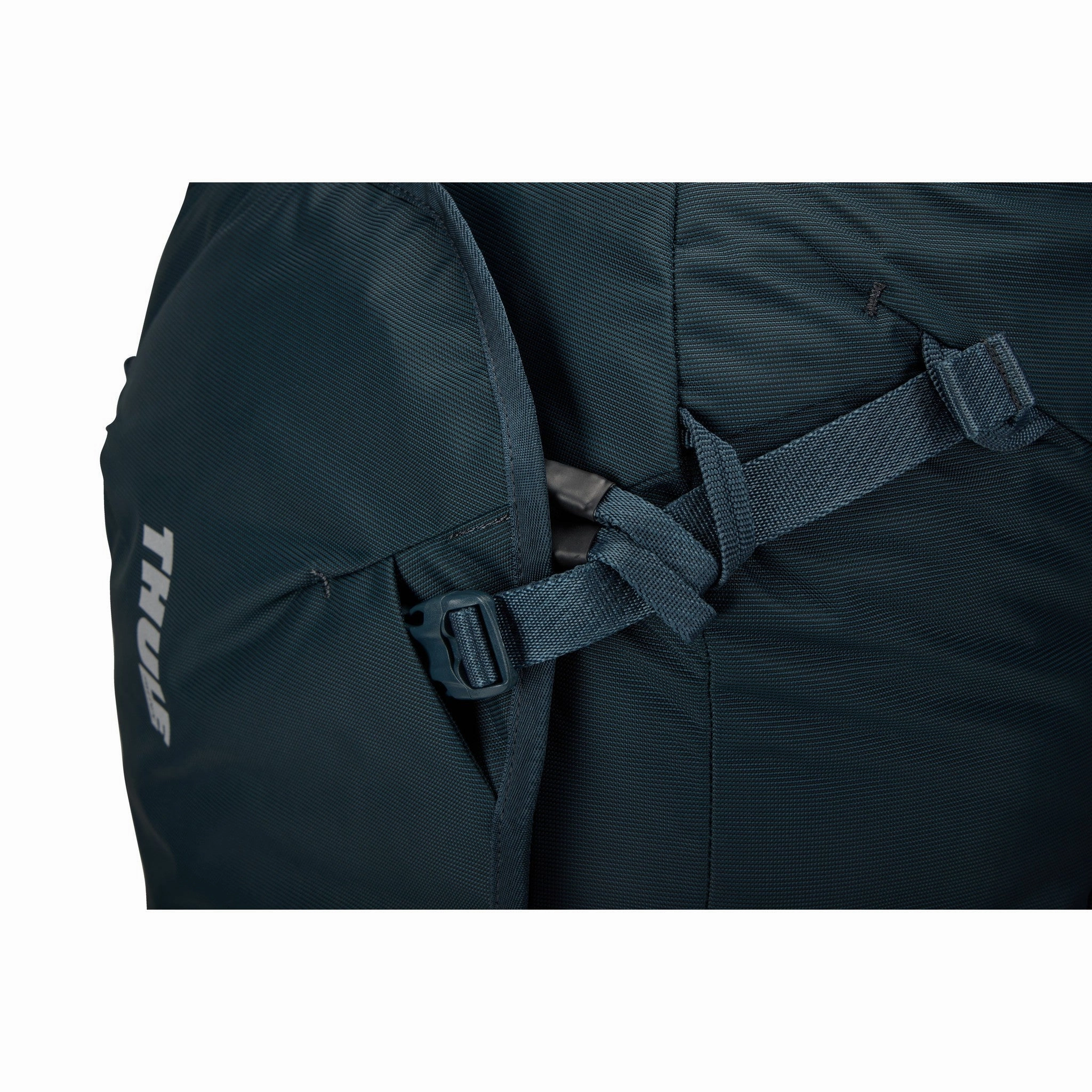 Thule Luggage Landmark Travel Pack 70L