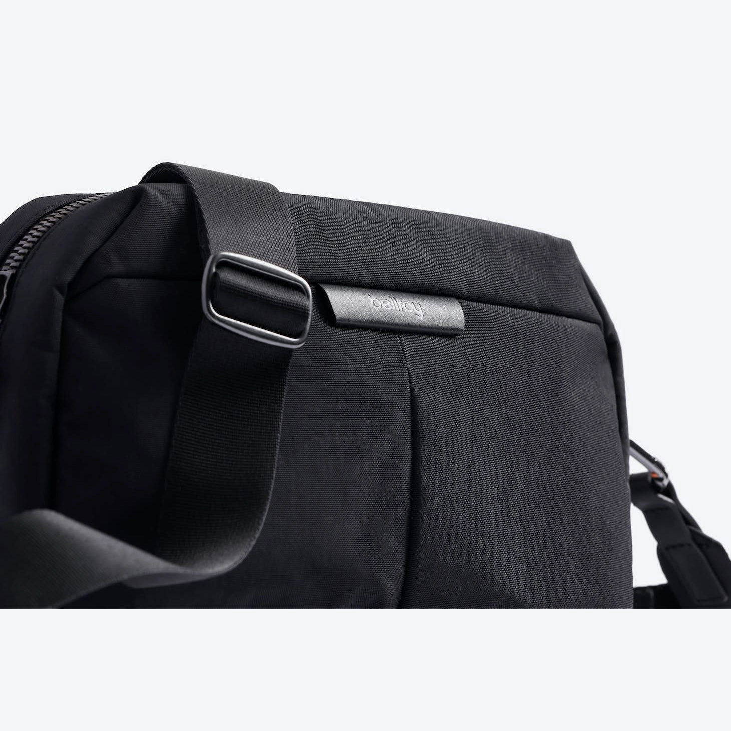 Tokyo Crossbody 2L