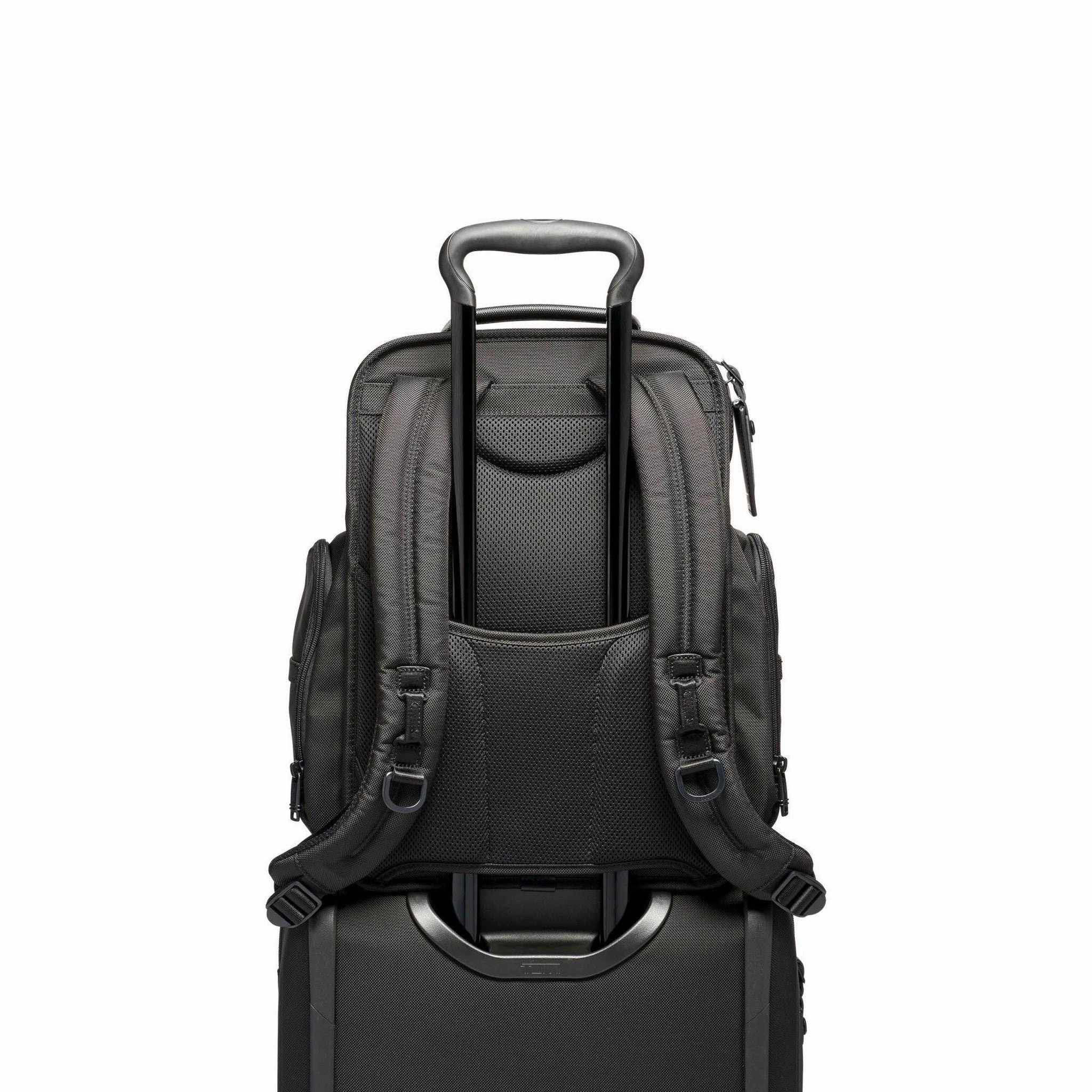 TUMI Alpha 3 Brief Pack