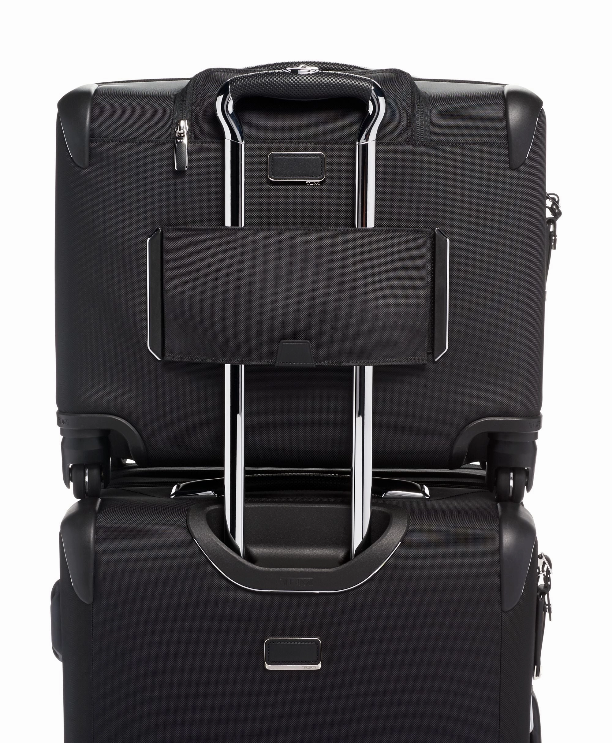 Tumi Arriv Compact 4 Wheeled Brief