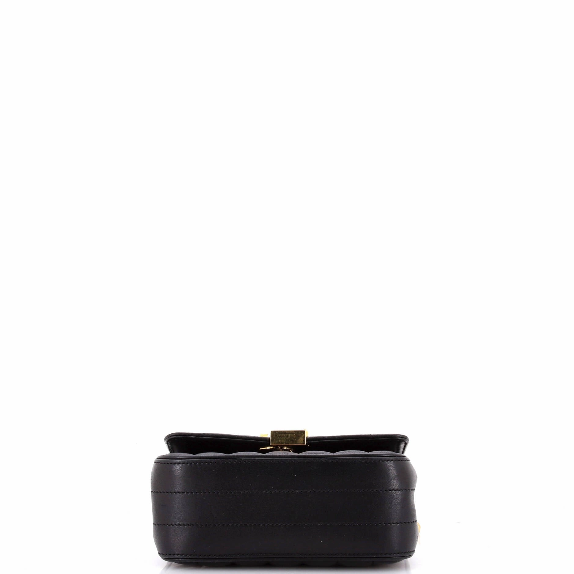 Vicky Crossbody Bag Vertical Quilted Leather Small