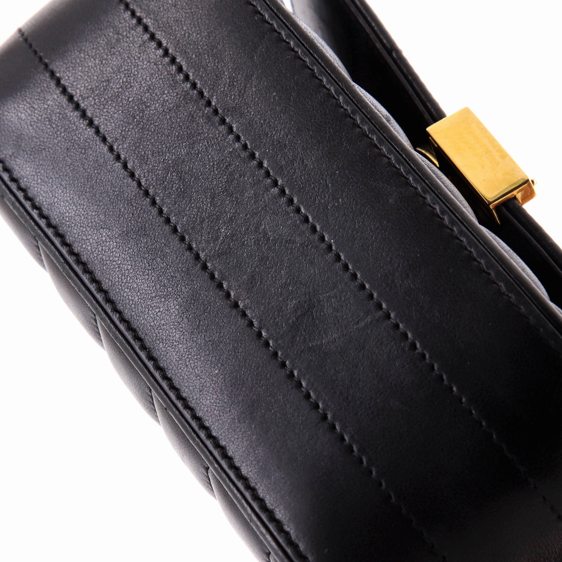 Vicky Crossbody Bag Vertical Quilted Leather Small