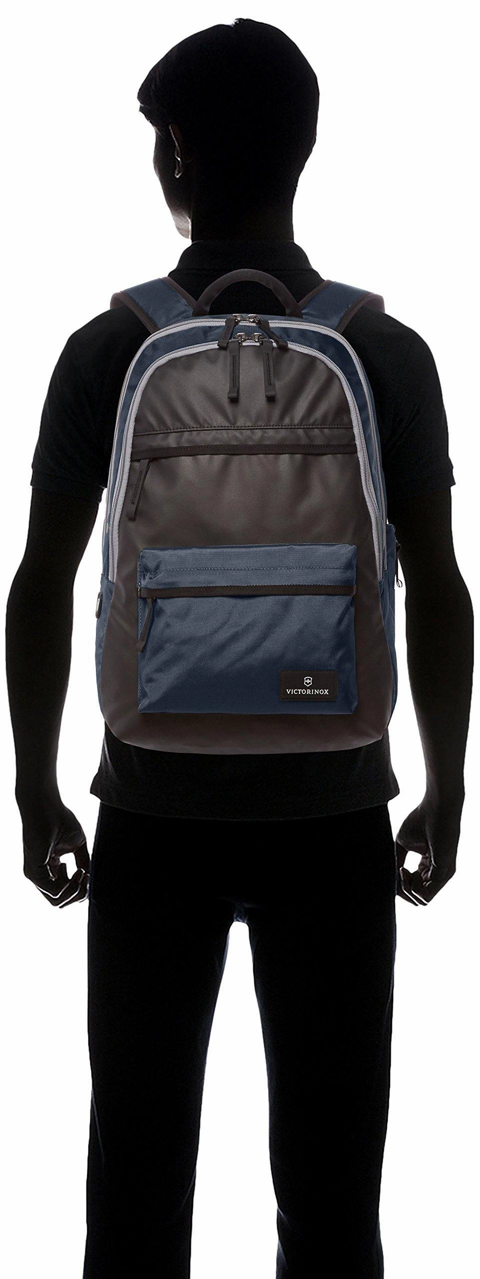 Victorinox Altmont 3.0 Standard Backpack with Multi-Purpose Side Pocket