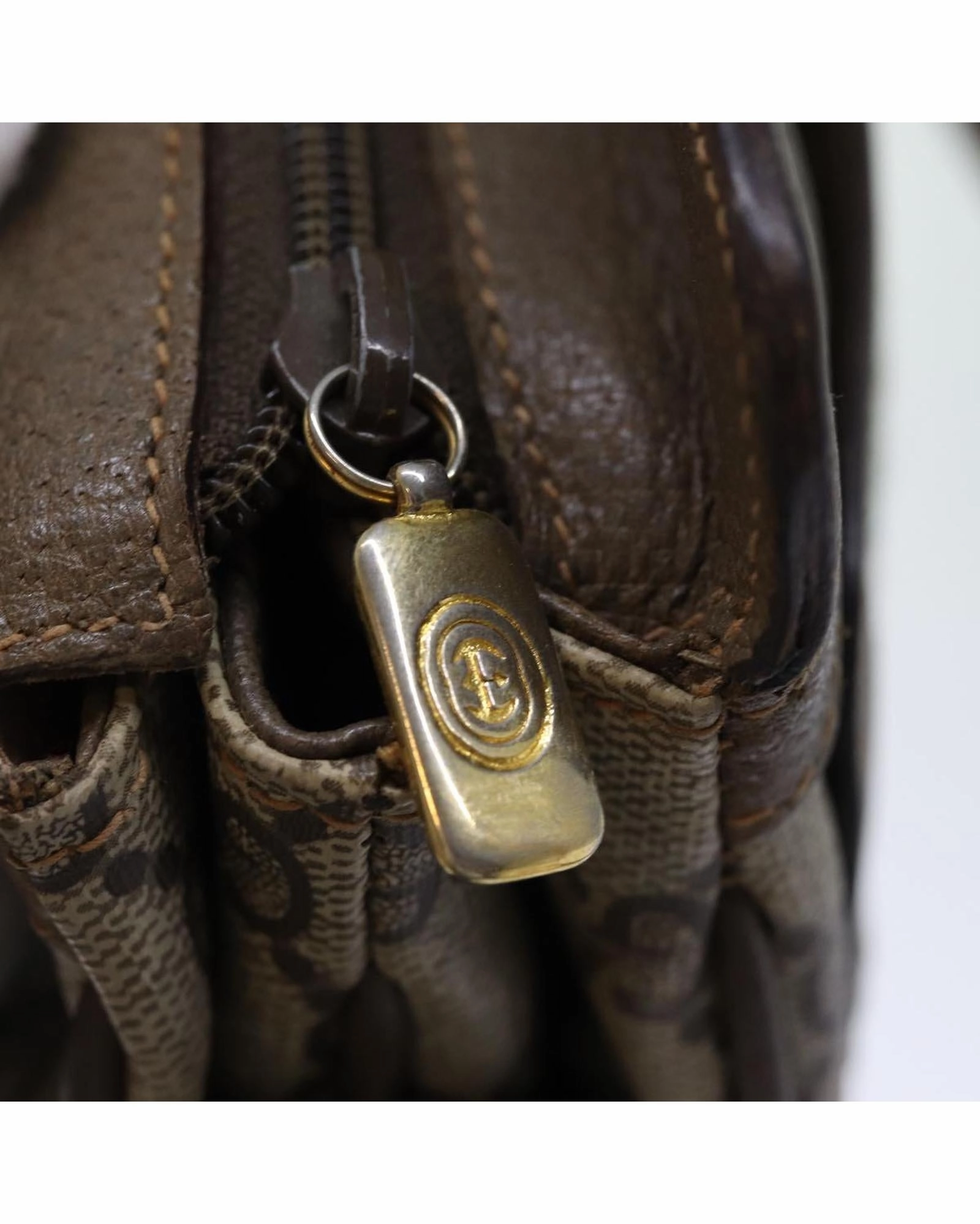 Vintage GG Supreme Monogram Shoulder Bag