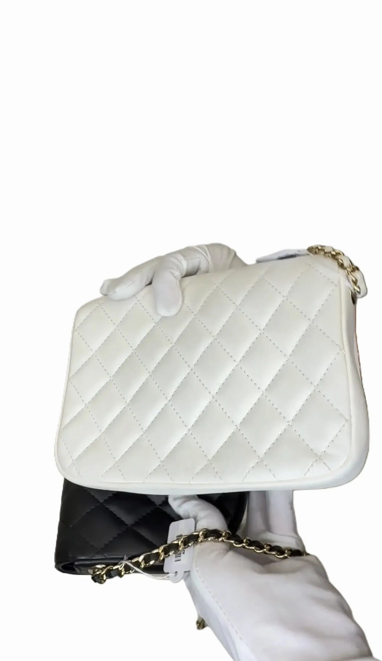 Wallet On Chain Timeless/Classique leather crossbody bag B23-18