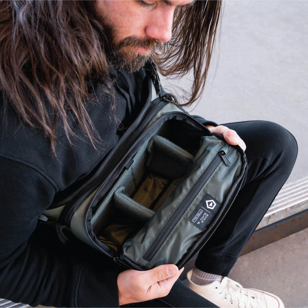 Wandrd Rogue 6L Sling