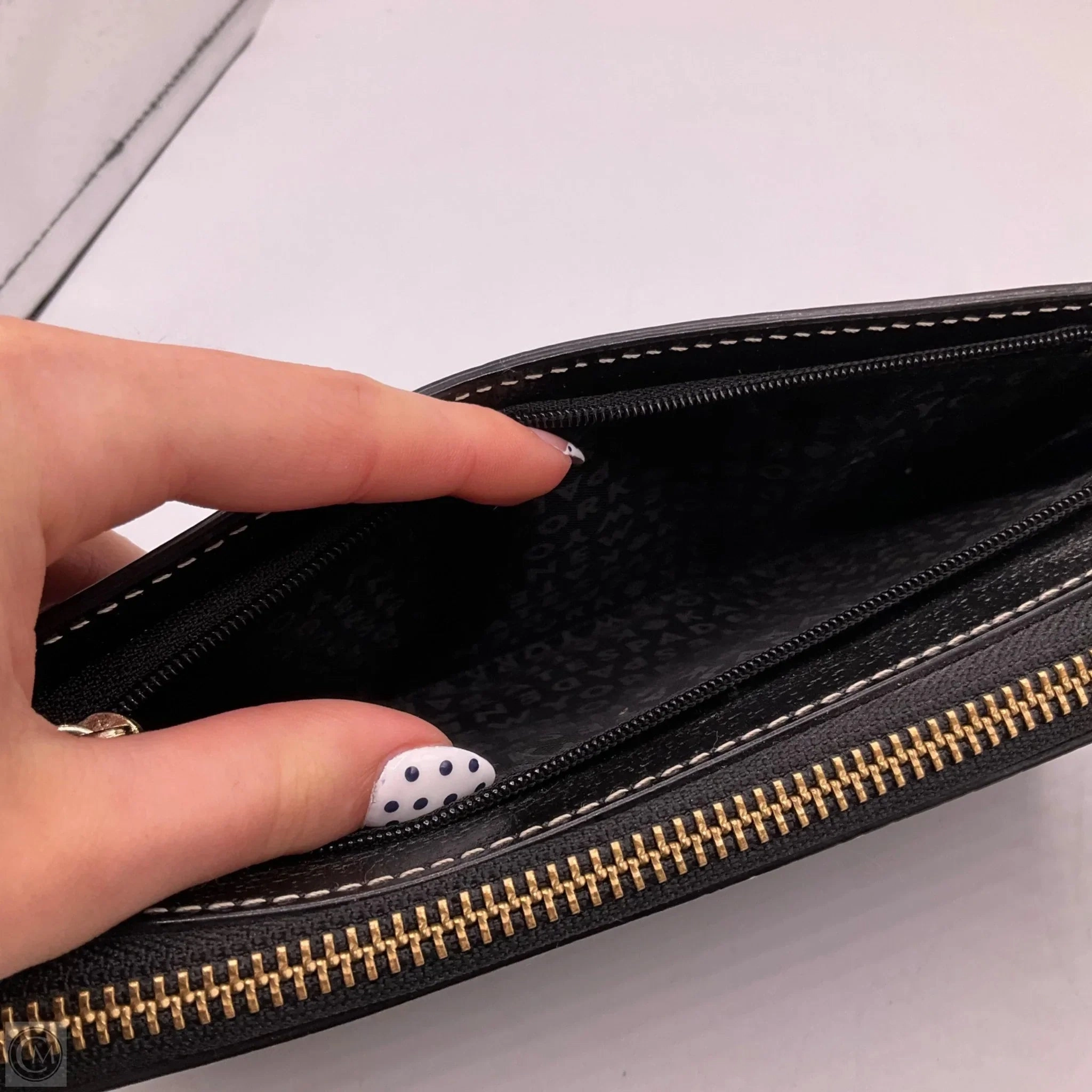 Wristlet Designer By Kate Spade, Size: Medium