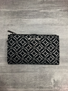 Wristlet Designer By Michael Kors, Size: Large