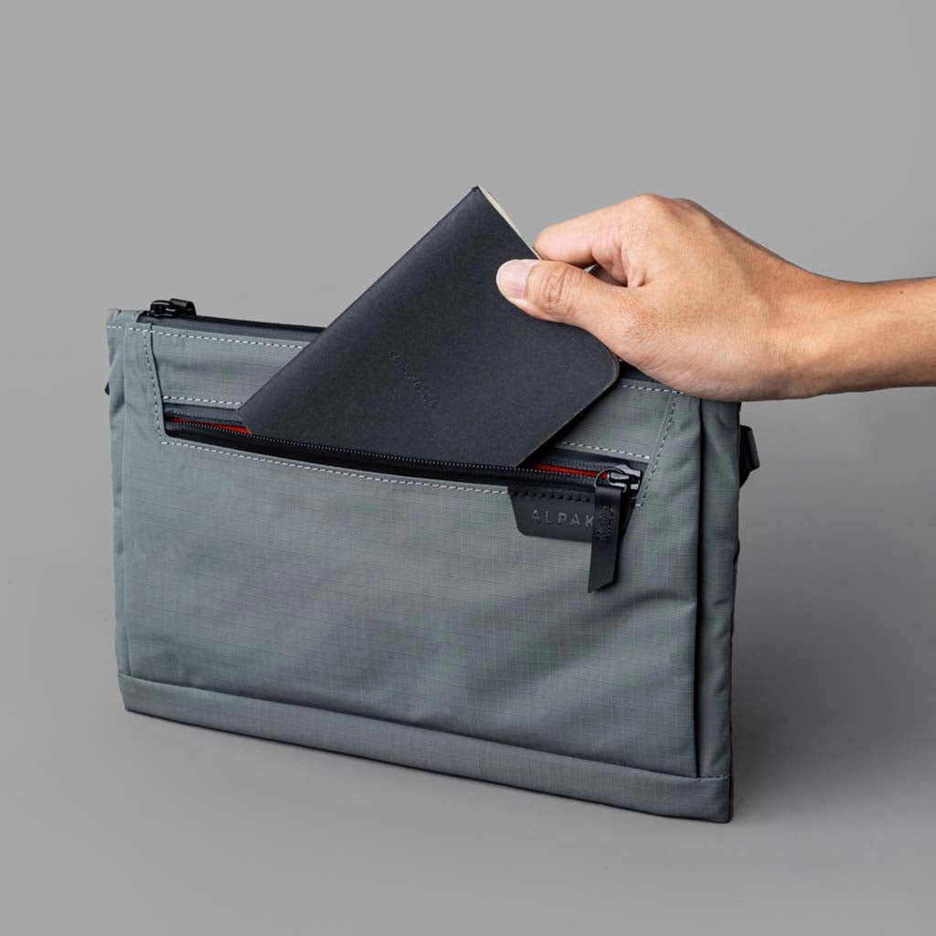 Zip Pouch Max v2